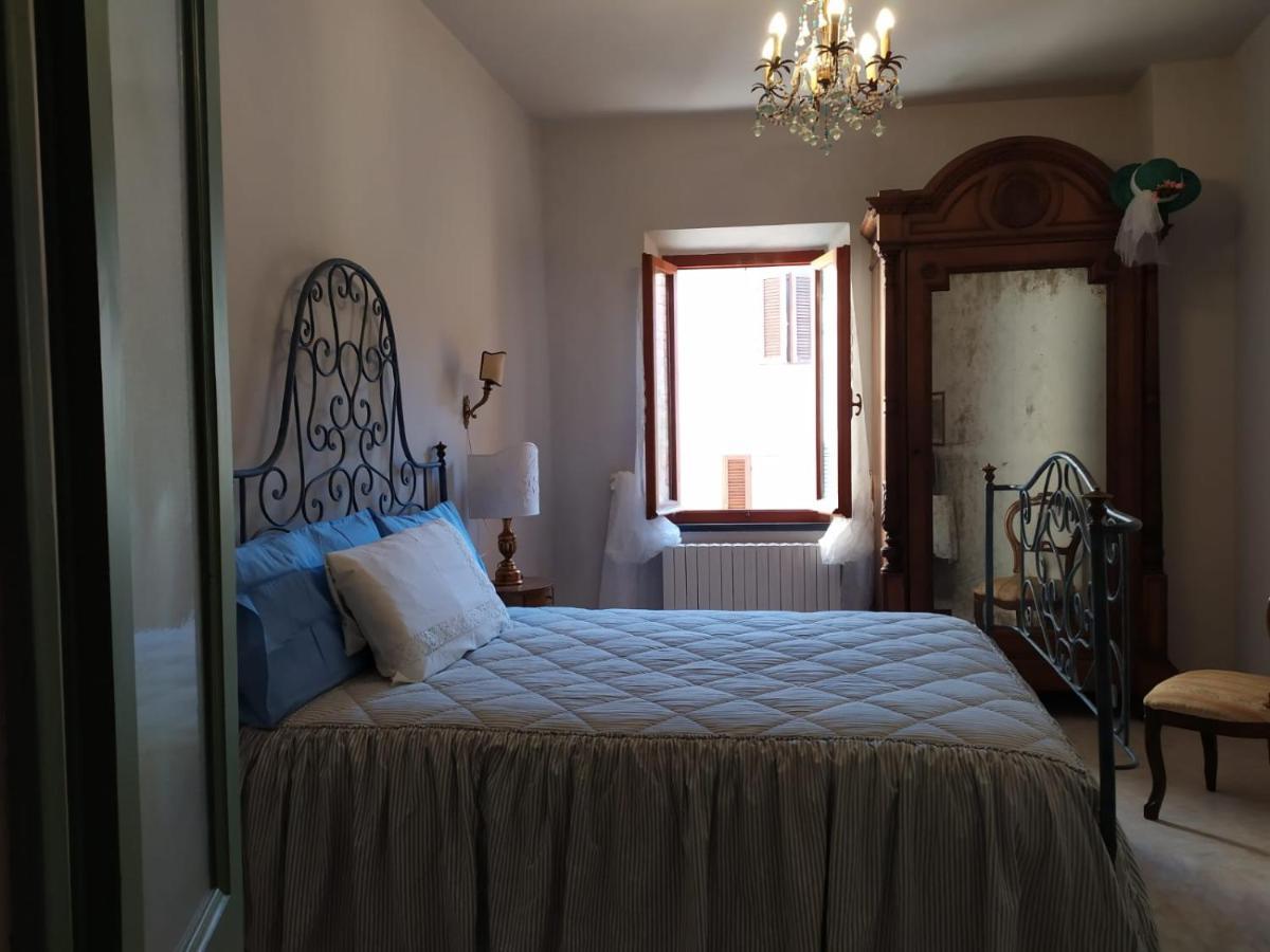 Borgo Antico Villa Lari Bagian luar foto
