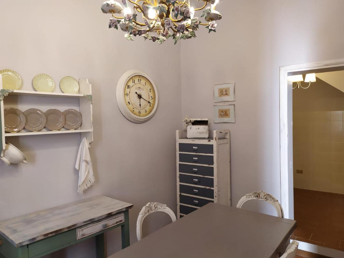 Borgo Antico Villa Lari Bagian luar foto