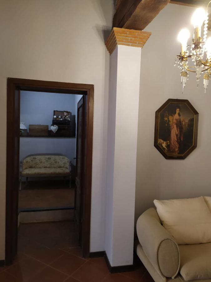 Borgo Antico Villa Lari Bagian luar foto